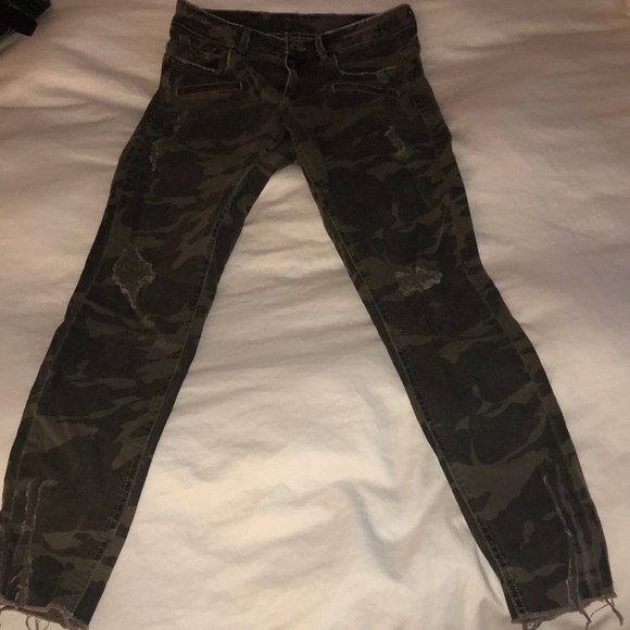 Zara Denim - Zara camo jeans